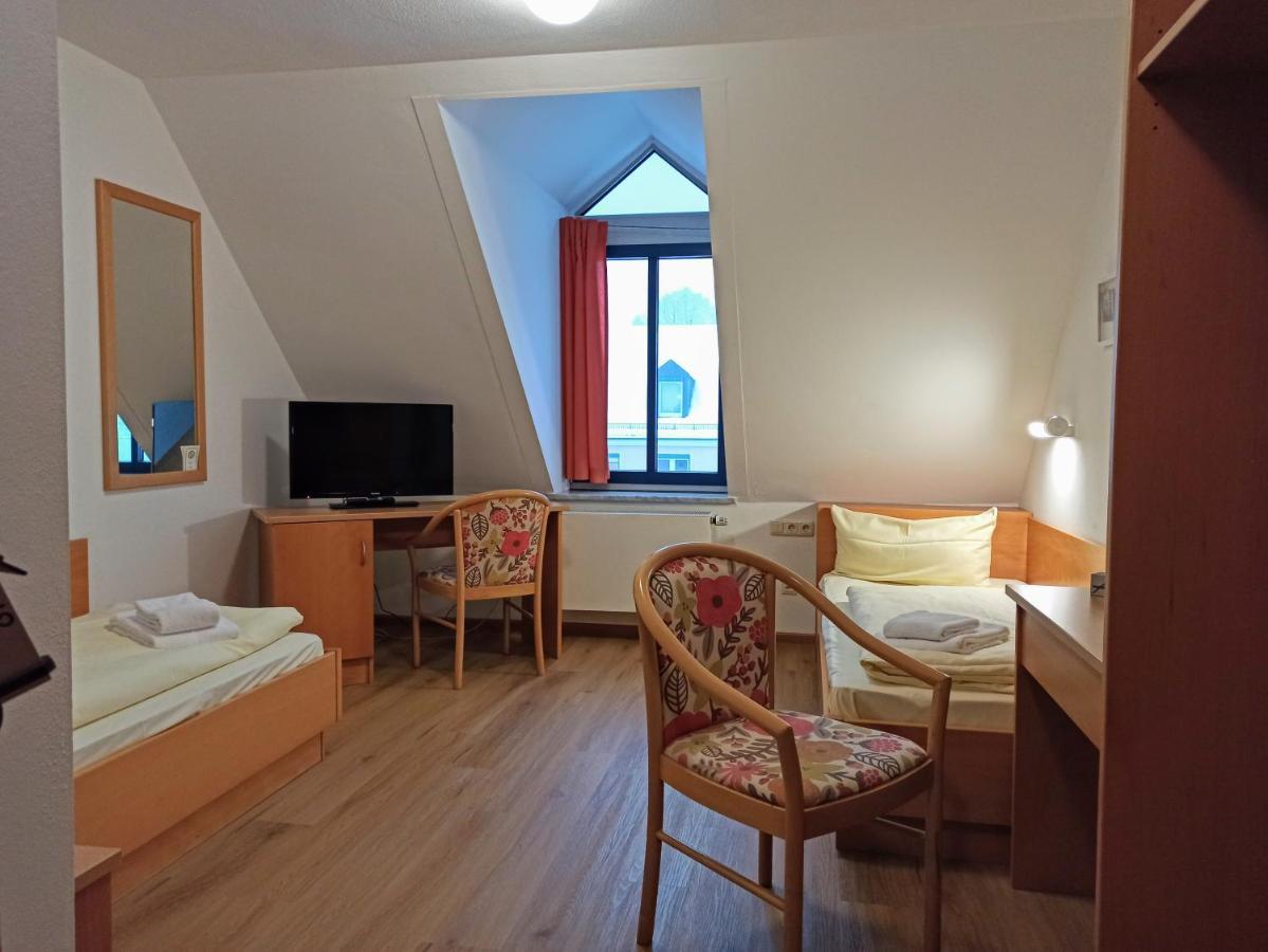 Gastehaus Deggendorf Otel Dış mekan fotoğraf